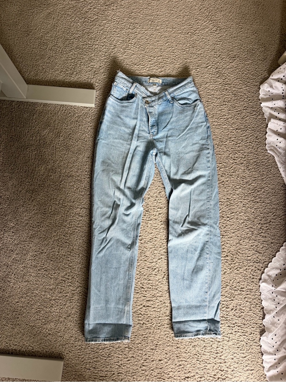 Abercrombie & Fitch Light Blue High-Rise 'The Dad' Jeans